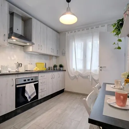 Apartment 13 Avenida Andalucia Ronda